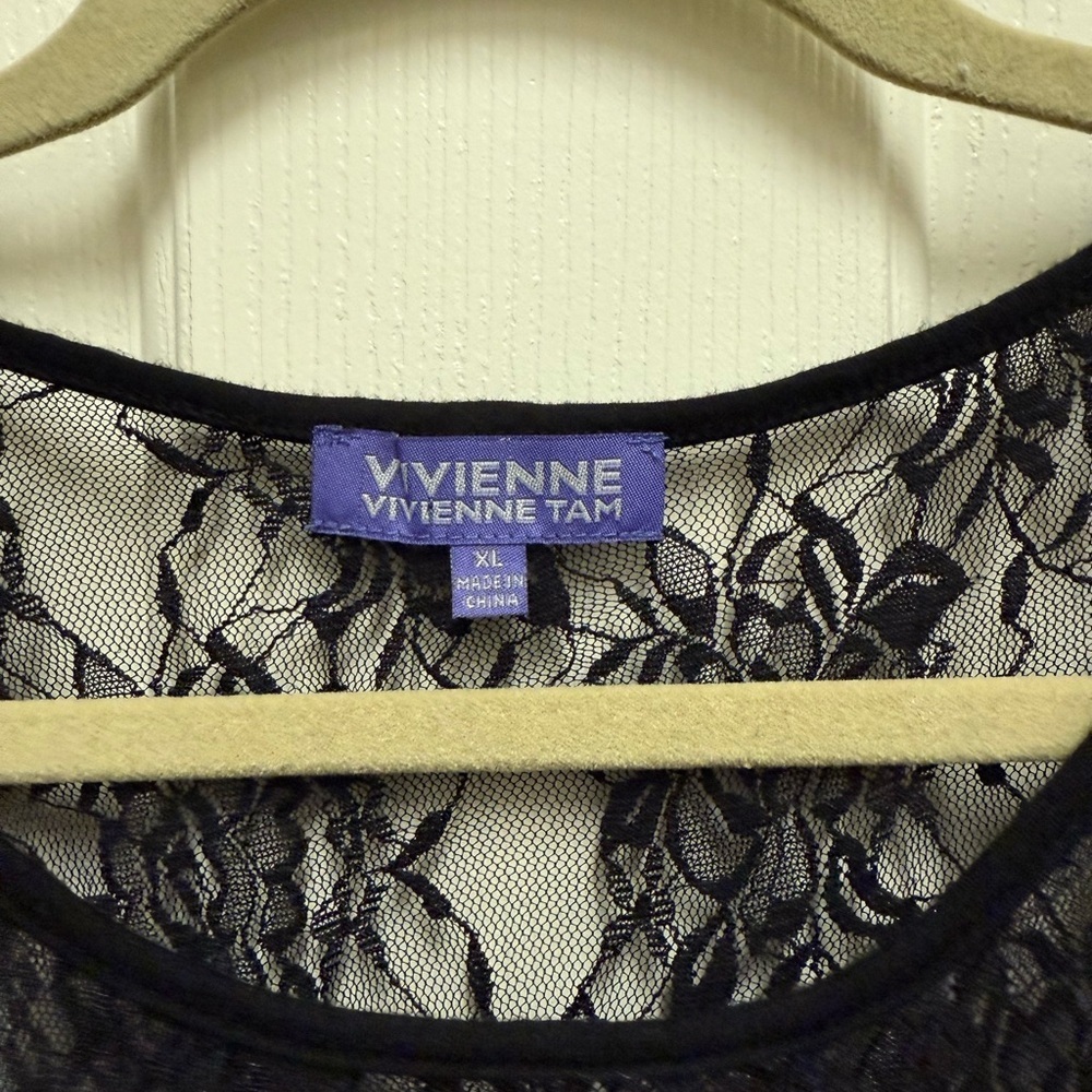 Black Lace Women's Top - Picture 3 of 3